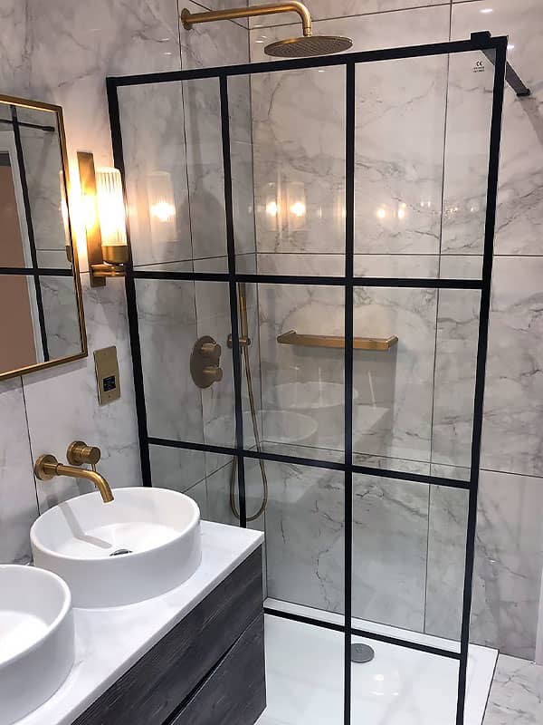 Bathroom Renovations London / Savio Building